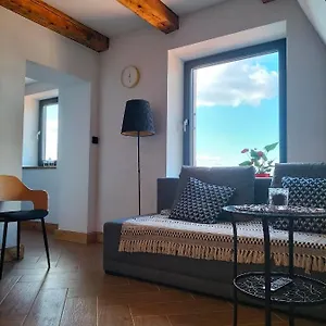 uroczy-apartament-w-centrum-krakowa.krakowhotelspoland.com/